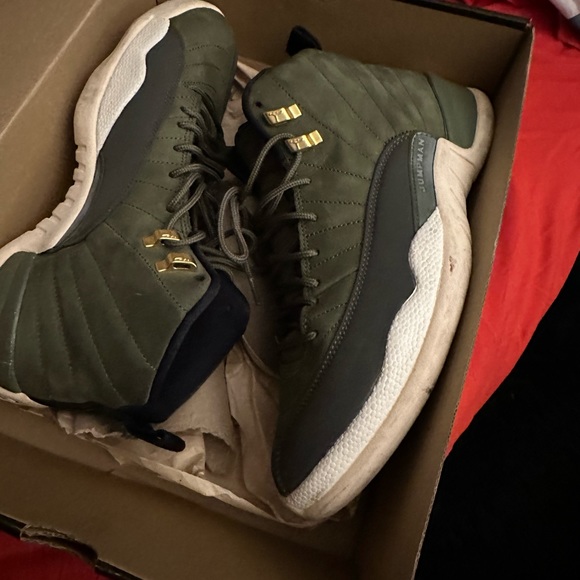 Retro Jordan 12 men's 10.5 - Picture 5 of 5